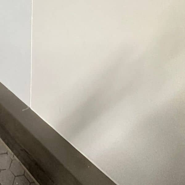 Hygienische Wand- und Deckenverkleidungen mit GFK
